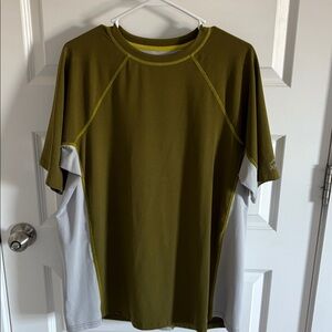 Cabela’s Olive and Gray Athletic T-Shirt